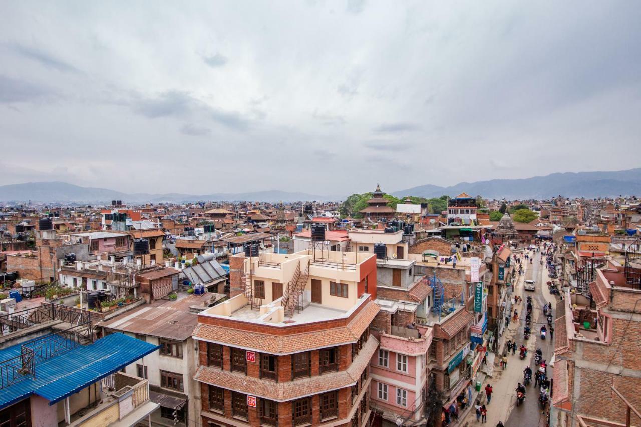 Laxmi Niwas Hotel Lalitpur Exterior photo